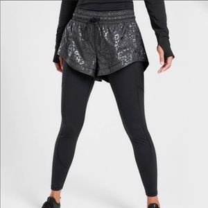 Athleta Rainier 2 in 1 right